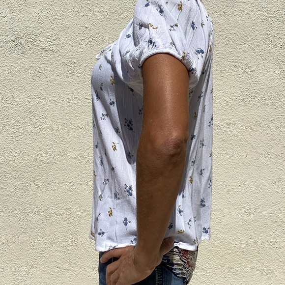 Mudd medium White floral top - Picture 4 of 6